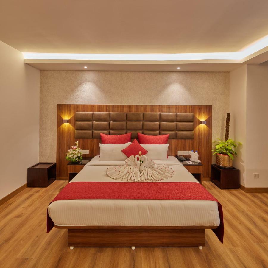 Shivas Galaxy Hotel Devanahalli Esterno foto